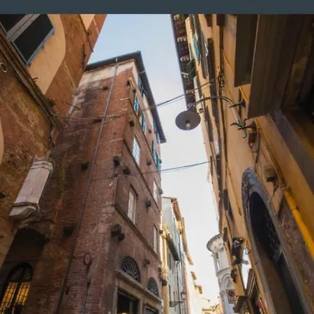 Casa Torre Lucca